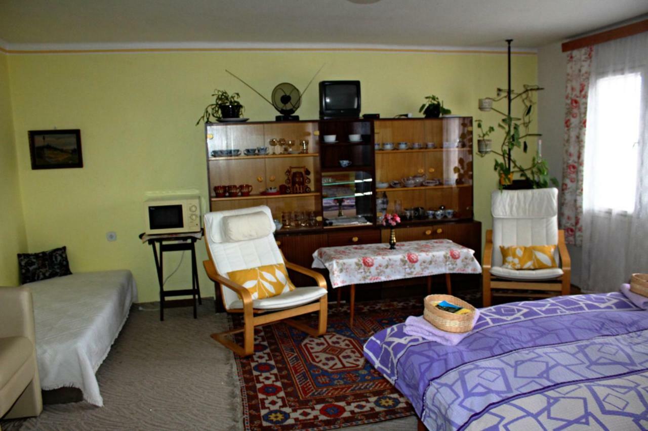 Apartment Telc Hradecka Экстерьер фото